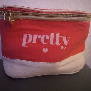 Makeup storage bag